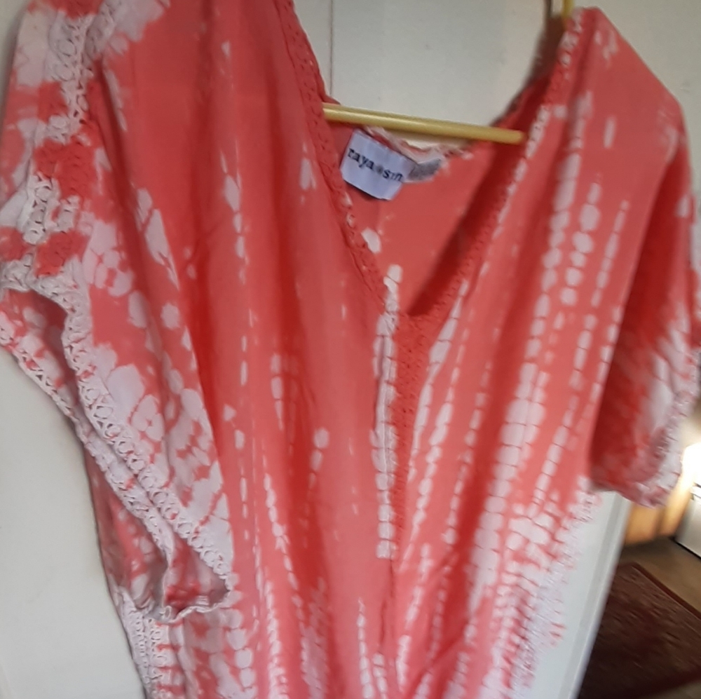 Taya Sun Women's tunic /Beach coverup